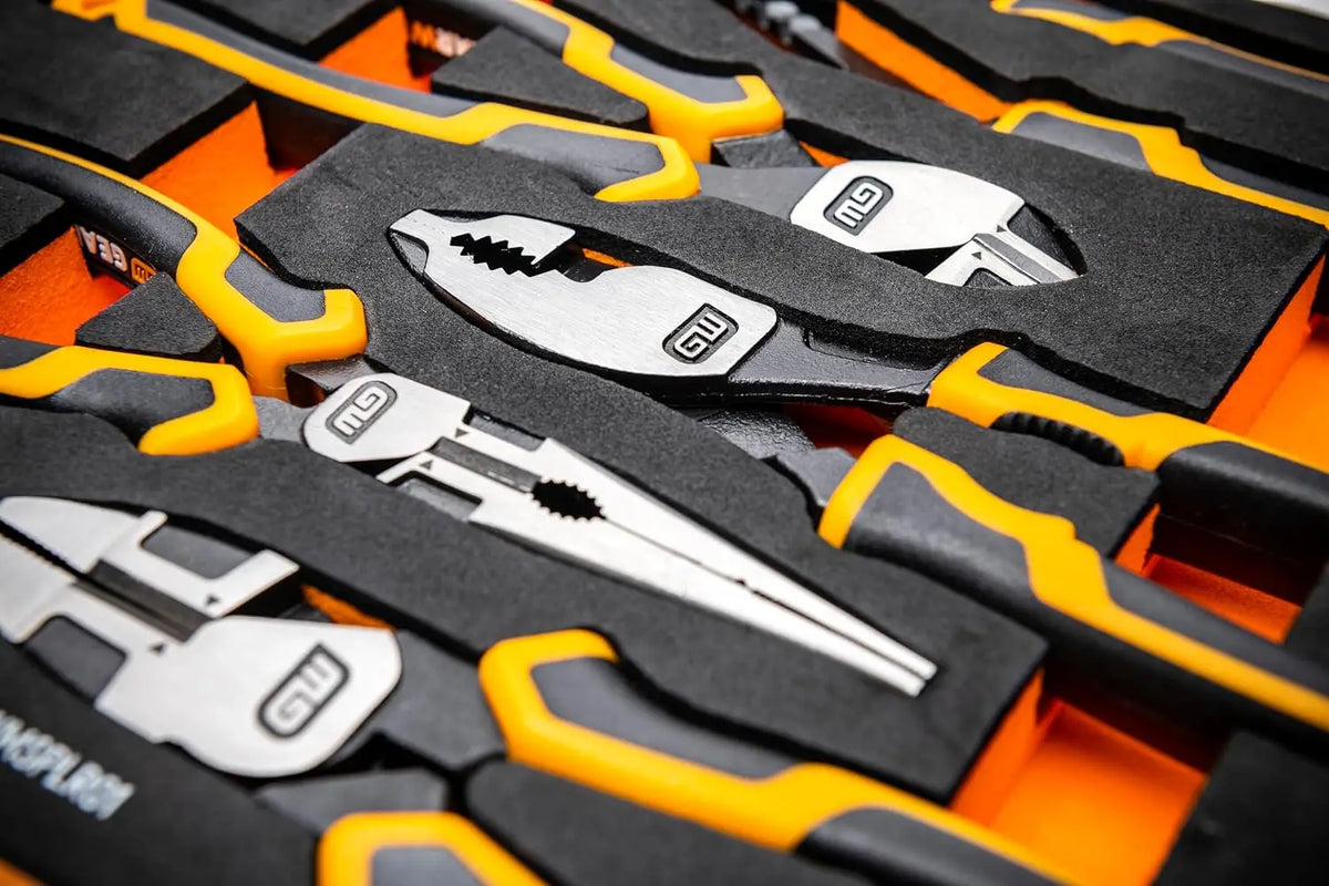 5-Piece Pitbull Pliers Set with Foam Tray, K9 Jaw, 35° Angle Grip, High Leverage, 20° Head