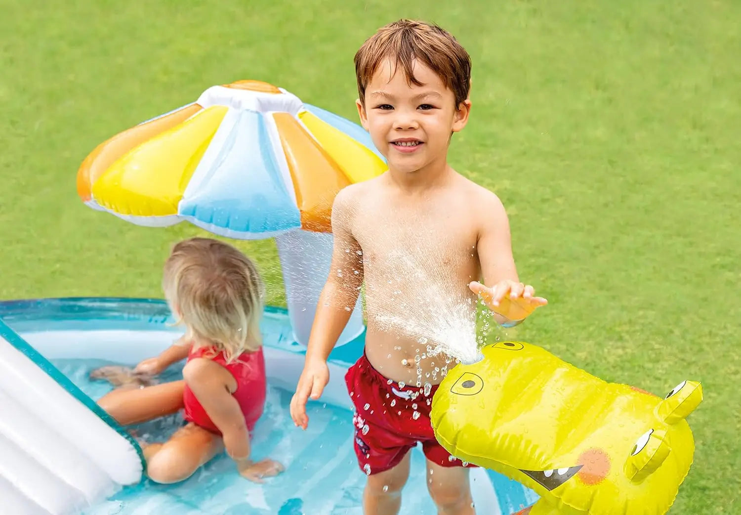 Gator 6.6' x 5.6' x 4" Outdoor Inflatable Kiddie Pool Water Play Swim Center